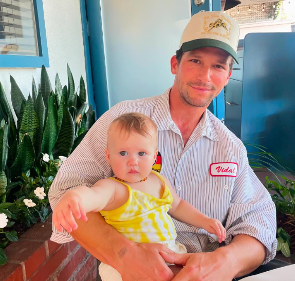 Who Is Daren Kagasoff? Tracing the American Actor’s daren kagasoff